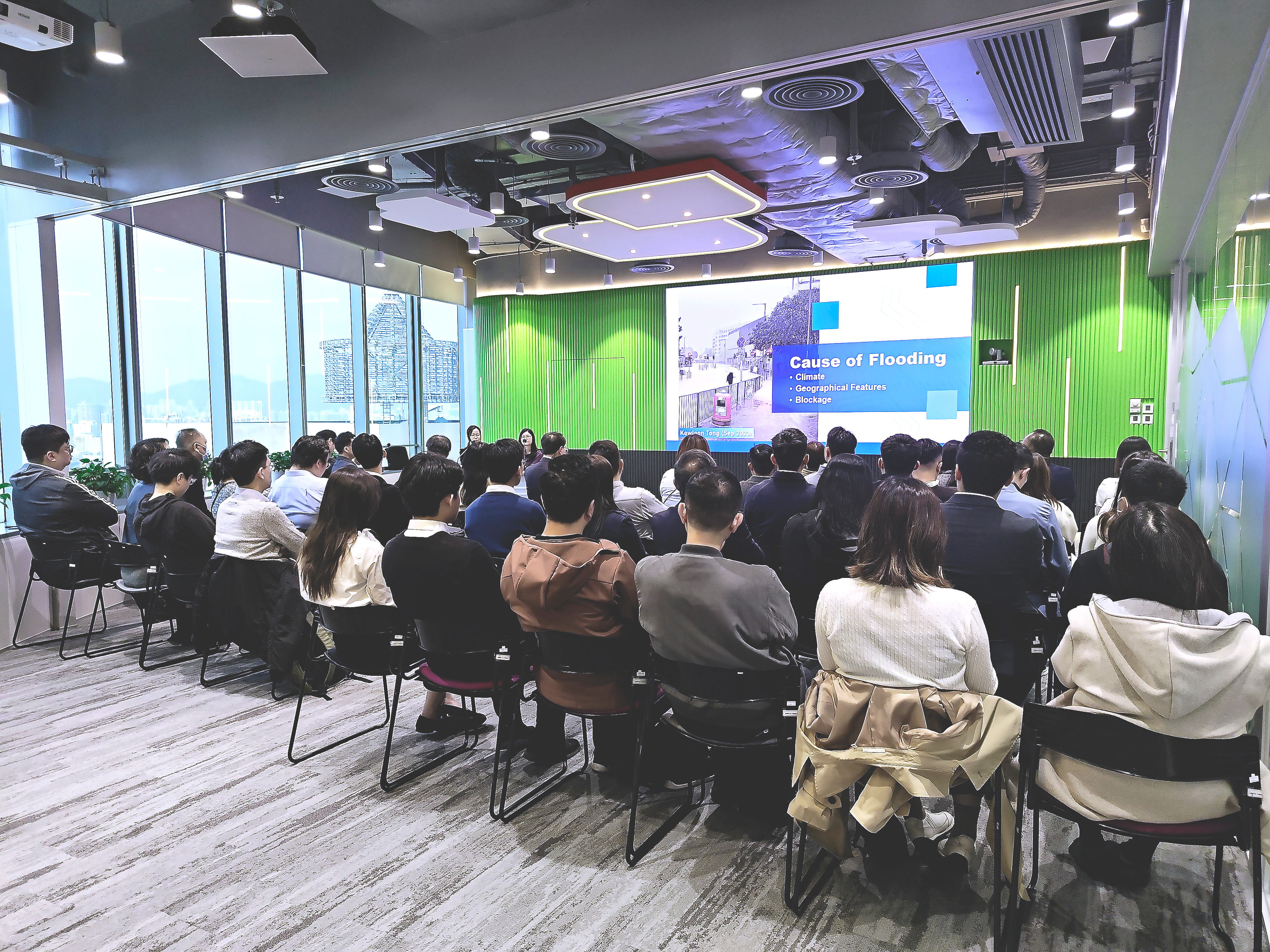 Sharing session with DSD and CEDD on the Government’s latest Integrated Flood Management initiatives 